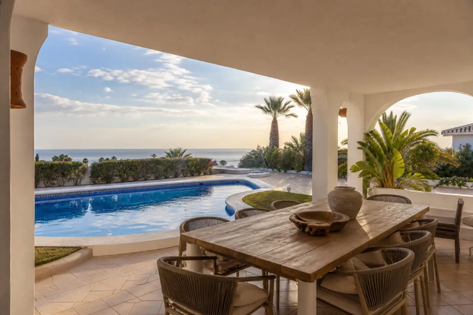 Contemporary villa with sea views in Palma de Mallorca